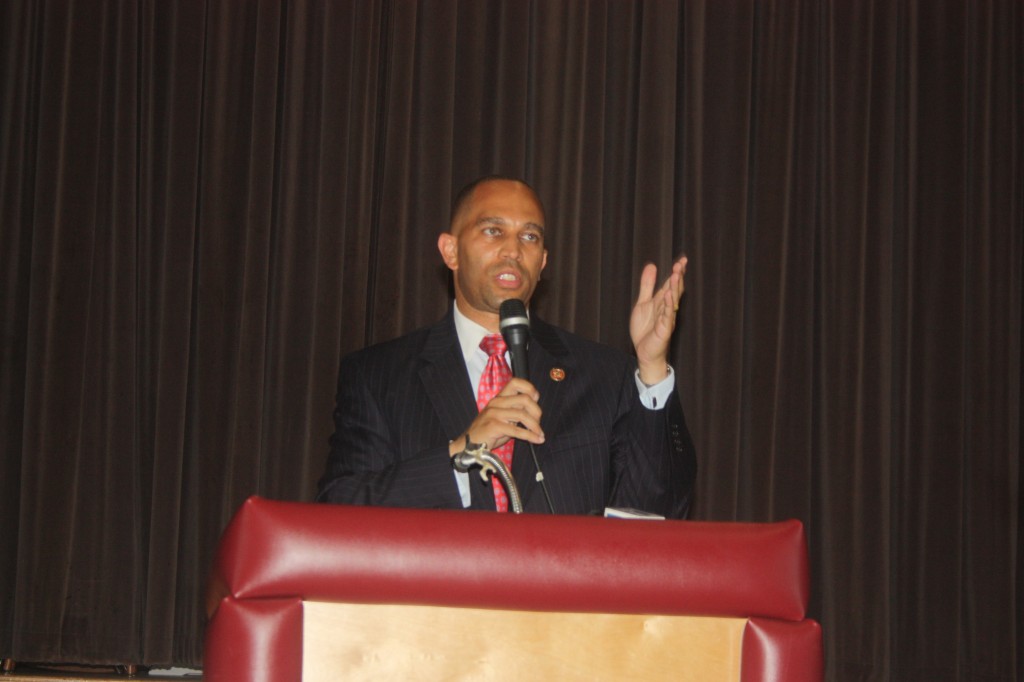 U.S. Rep. Hakeem Jeffries (D-Brooklyn, Queens) addressed the crowd that packed into St. Helen’s for a town hall forum on Hurricane Sandy issues on Sunday.