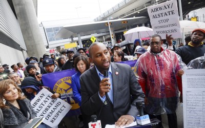 At City’s Airports, Fighting A Life of Poverty – Hundreds protest companies’ low wages, no benefits