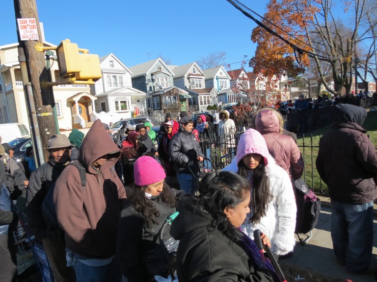 In South Queens, Seeing ‘The Face of Hunger’ Change – Richmond Hill’s River Fund hands out 1,000 turkeys to residents in need