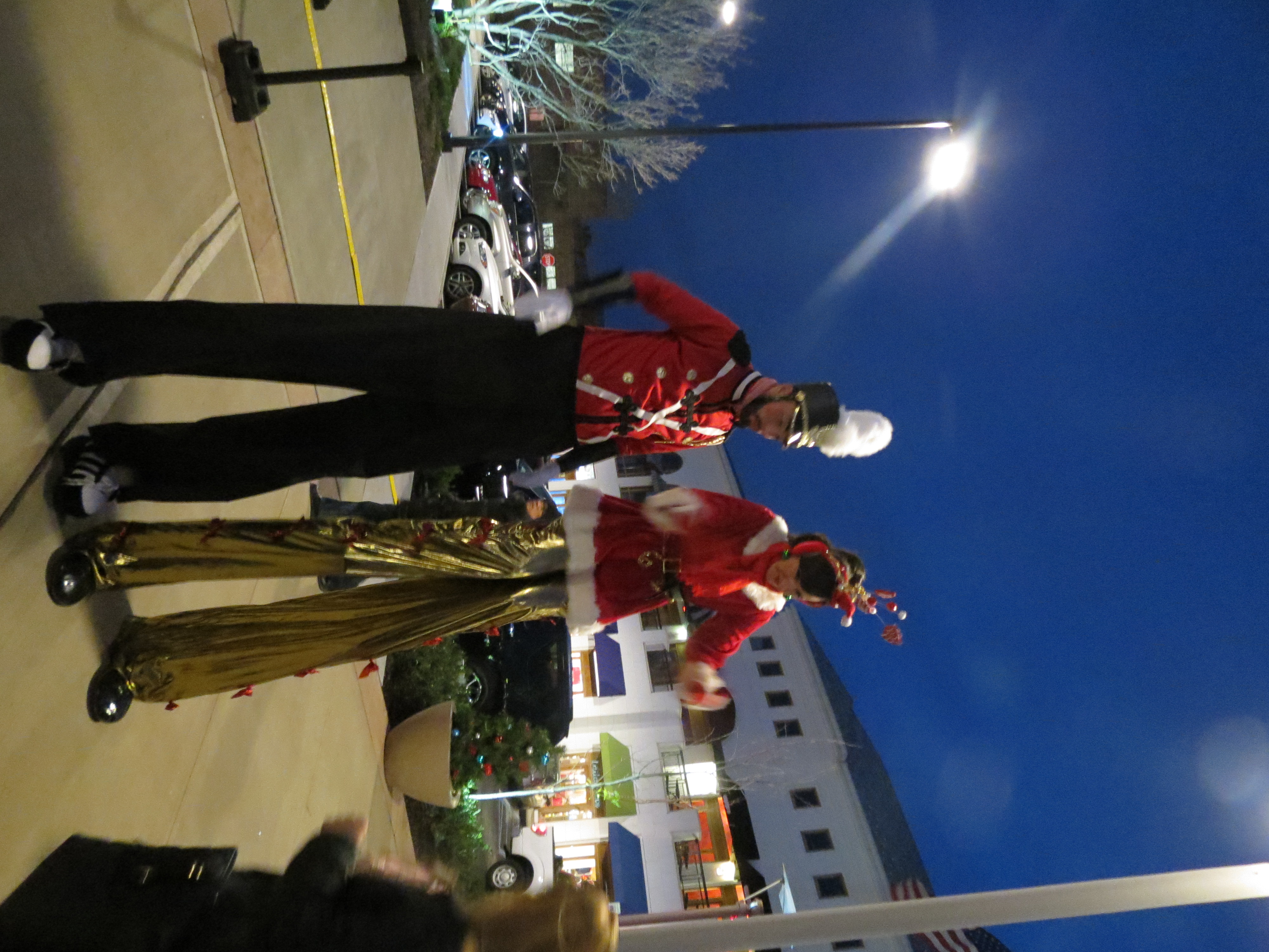 Two "elves" on stilts entertained the crowd for hours.