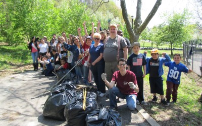 WRBA Cleans Up Woodhaven Playground