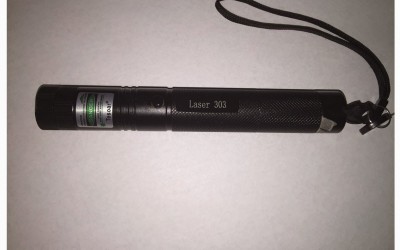 Schumer Urges FDA to Ban Long-Range Laser Pointers