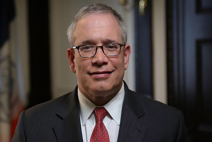 Prepare for Economic Growth  to Taper off in NYC: Comptroller