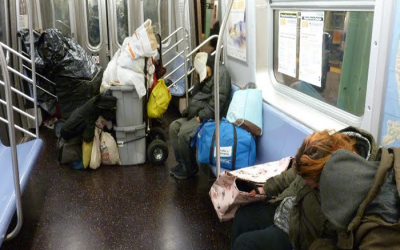 De Blasio Ripped for Response  to Subway Homeless Issue