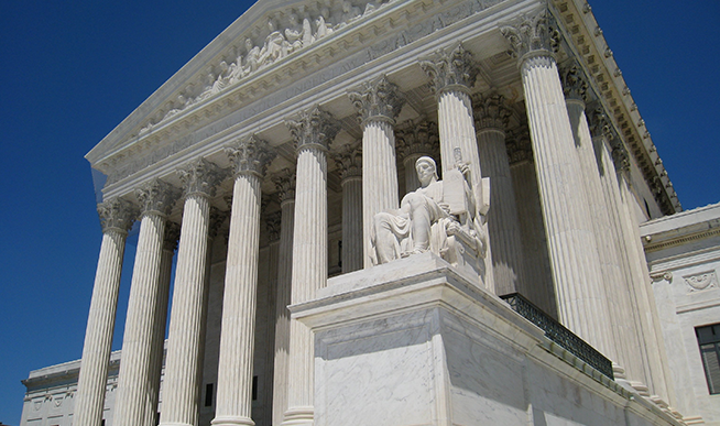 Supreme Court Ruling Gives Green Light  to Trump Travel Ban