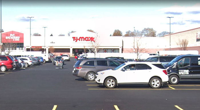 Mom Charged with leaving 2-Year-Old in  Locked Vehicle with Windows up while She Shopped