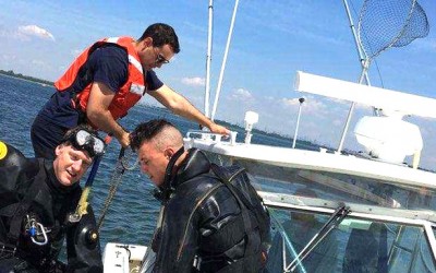 Elite NYPD Units Rescue Injured Boaters off  Jamaica Bay