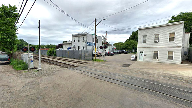 Crowley Keeps QNS Rail Plan to Reactivate  Lower Montauk Branch of LIRR Alive