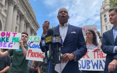 After ‘Hellish’ Week, Riders Rally at MTA HQ