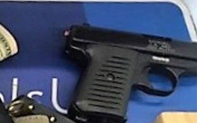 Man Carrying Gun Nabbed at JFK