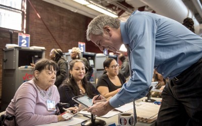 Hizzoner Hails  Early Voting