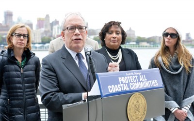 Stringer Blasts Army Engineers  Storm Barrier Plans