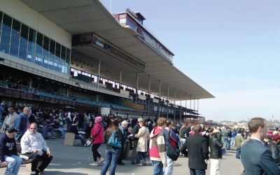 Pair of Gun-Packing Perps Swipe $270K from Aqueduct Racetrack