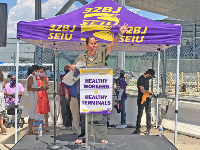 Airport Workers, Elected Officials Celebrate Healthy Terminals Act