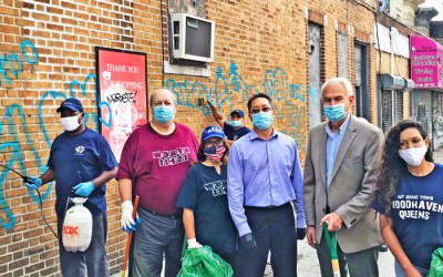 Woodhaven Works Together to Help Beautify the Community