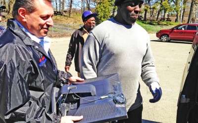 Pols to Host E-Waste Recycling Event