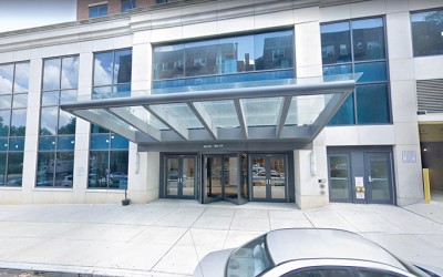 Close Umbrella Hotel Immediately: Mayor