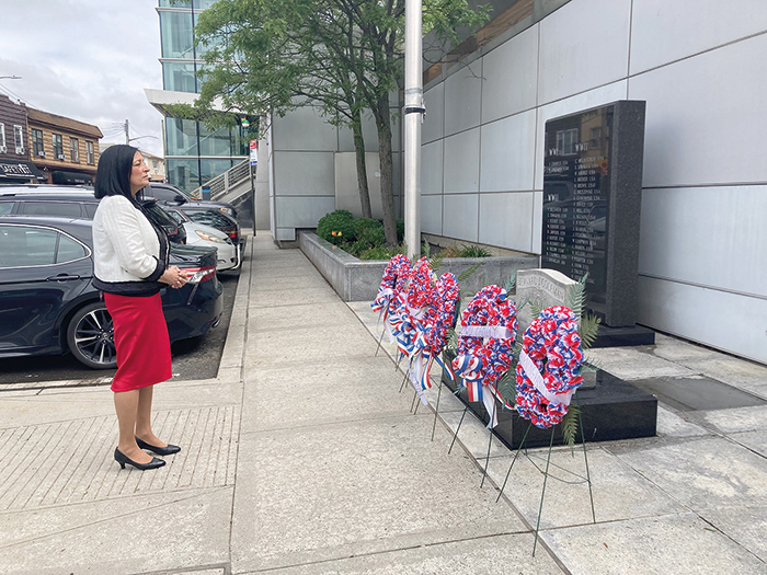 Queens Marks Memorial Day 2021
