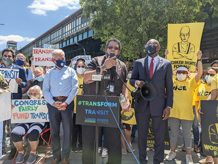 Jackson Heights Rally Kicks off Campaign to ‘Transform Transit’