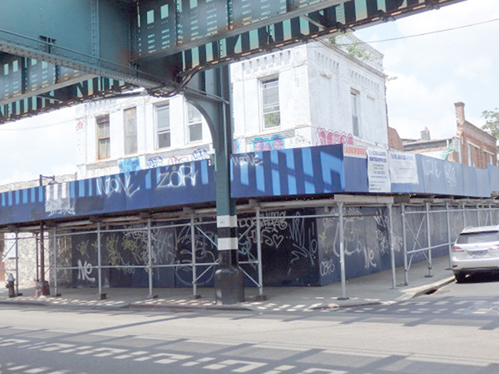 Woodhaven Eyesore  Scheduled to be Demolished: Holden