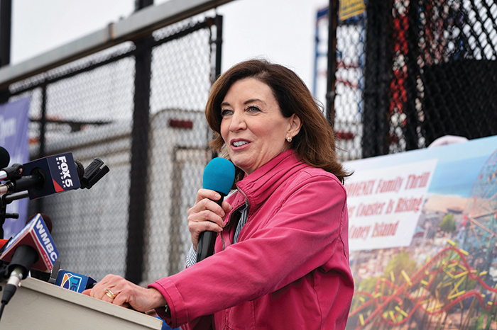 Hochul Hails Return-to-School Plan