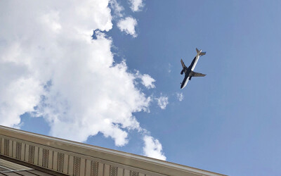 Pol Pushes PA to Help Combat Plane Noise