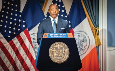 Mayor Holds Public Hearing on Bills prior to Signing them into Law