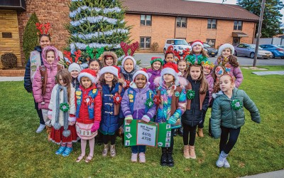 Howard Beach Families Come Together for Community Christmas Tree-Lighting Event