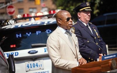 Mayor Lauds Plan to Combat Car Thefts in NYC