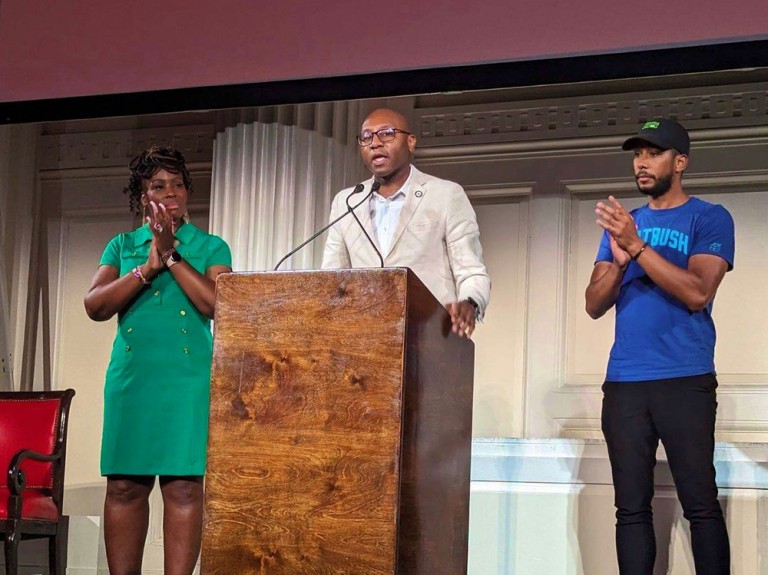 Borough President Touts Jobs and Resources Fair for Veterans