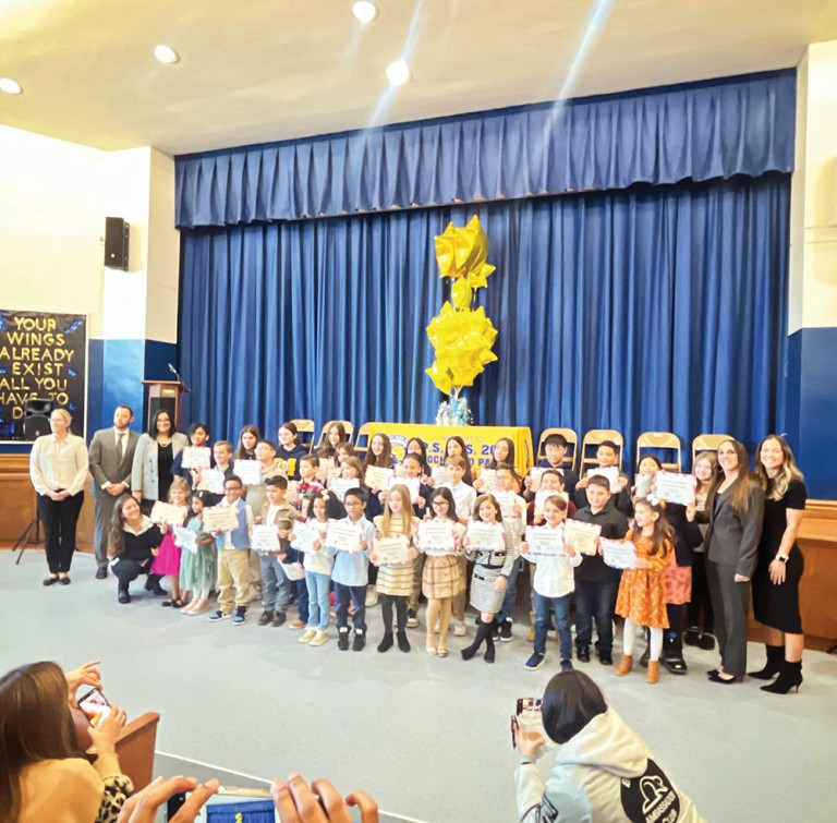 Ariola Swears in PS 207 Student Council