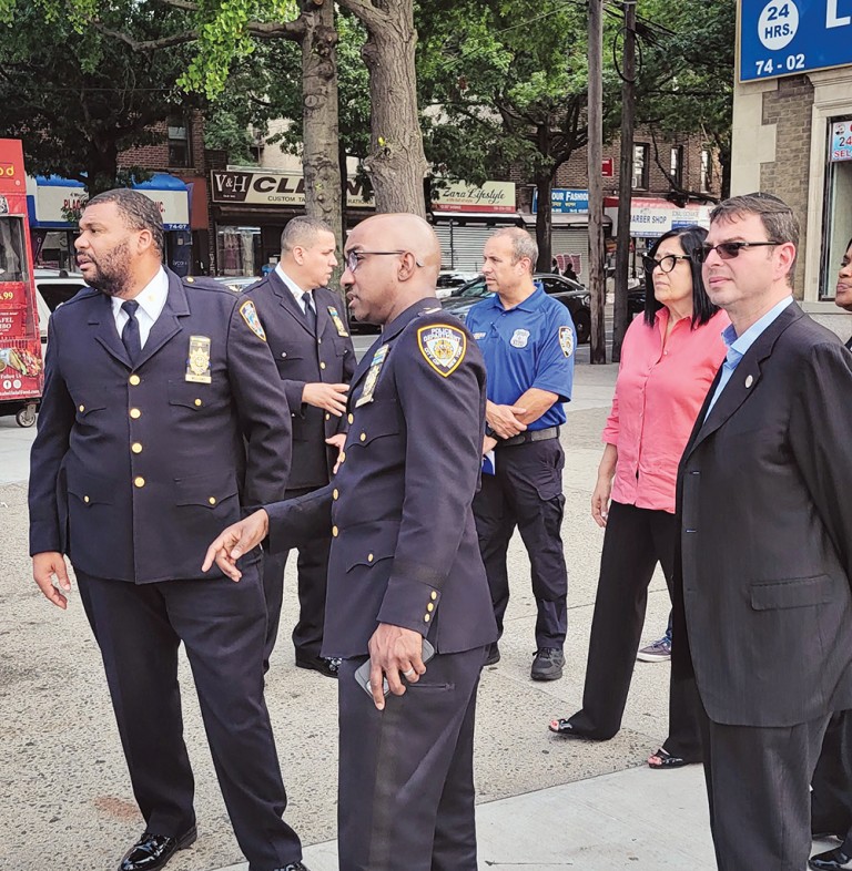 Councilwoman, Cops and Community Leaders Discuss Cityline Public Safety Decline