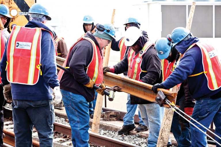 A Train Shutdown—and Shuttle Buses—are Here