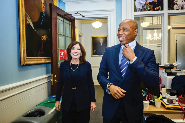 Once Quiet Calls for Mayor to Resign Quickly Surge to Roars