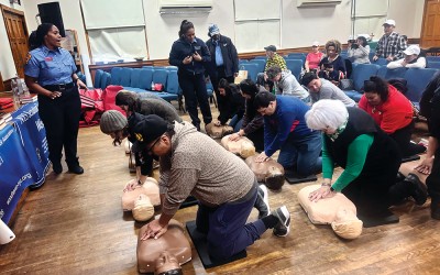 Addabbo, FDNY Bring CPR Training to Woodhaven