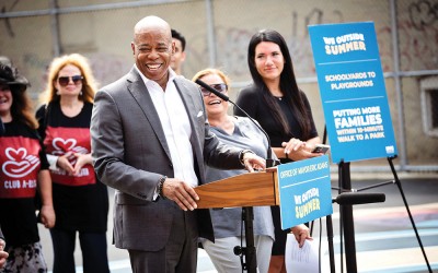 Mayor Touts ‘Schoolyards to Playgrounds’ Program